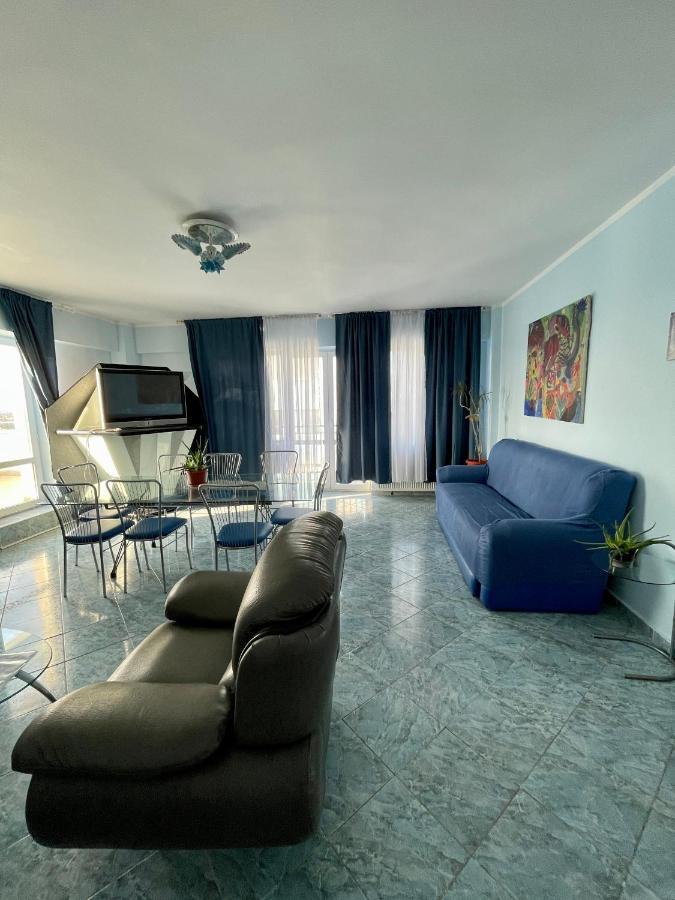 Luanaapartments #1 Otopeni Exterior photo